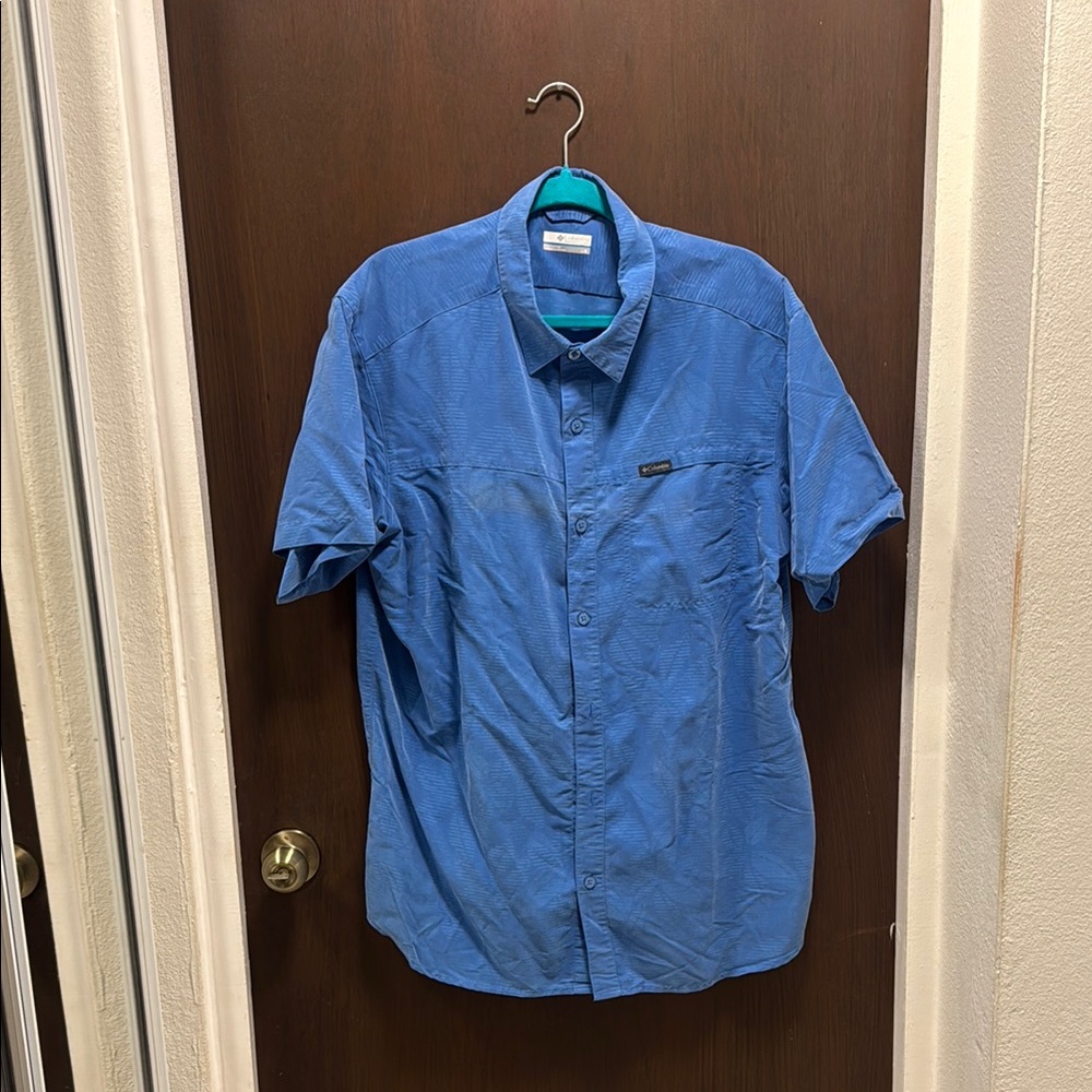 Columbia Blue Casual Button Down Shirt